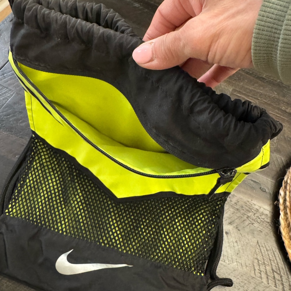 2 Nike Drawstring Gym Sacks - Picture 12 of 12